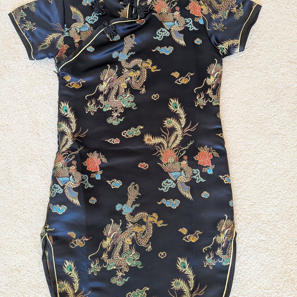 Elegant Black Dragon Print Dress